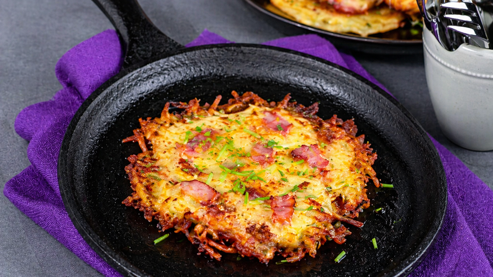 Bramboráky se sýrem a šunkou